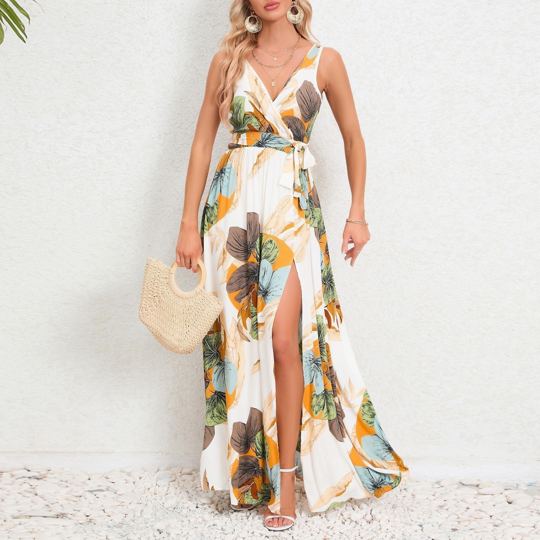 selene-floral-tie-slit-maxi-7_e1c369f4-4131-40f8-b3d8-7b9fa2d1f2f9.jpg